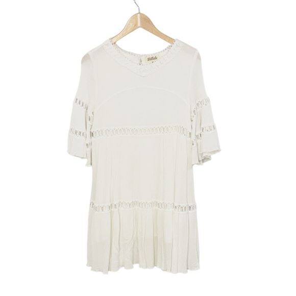 LISTICLE Ivory Babydoll Dress 3/4 Sleeves Key Hole Back Size Medium - Picture 2 of 6